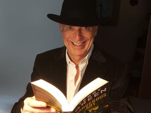 Devon thriller writer to visit Okehampton Library for book launch
